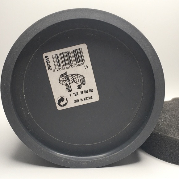 Swarovski Crystal Red Riding-hood and Wolf - Picture 9 of 10